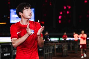 魏祥鑫：想在20岁前进入国家队 看录像学C罗“踩单车”